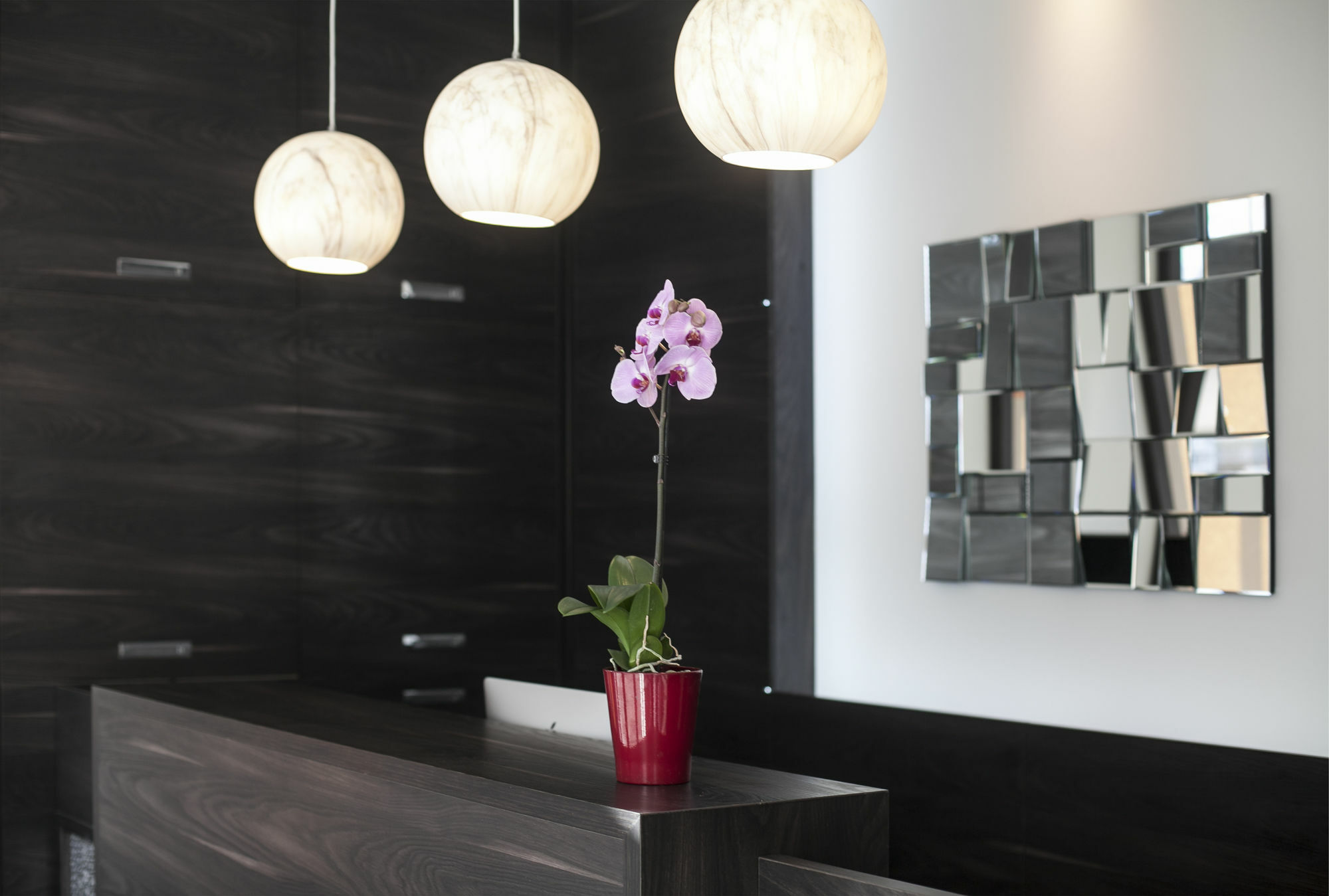 Antwerp Inn Hotel Ngoại thất bức ảnh