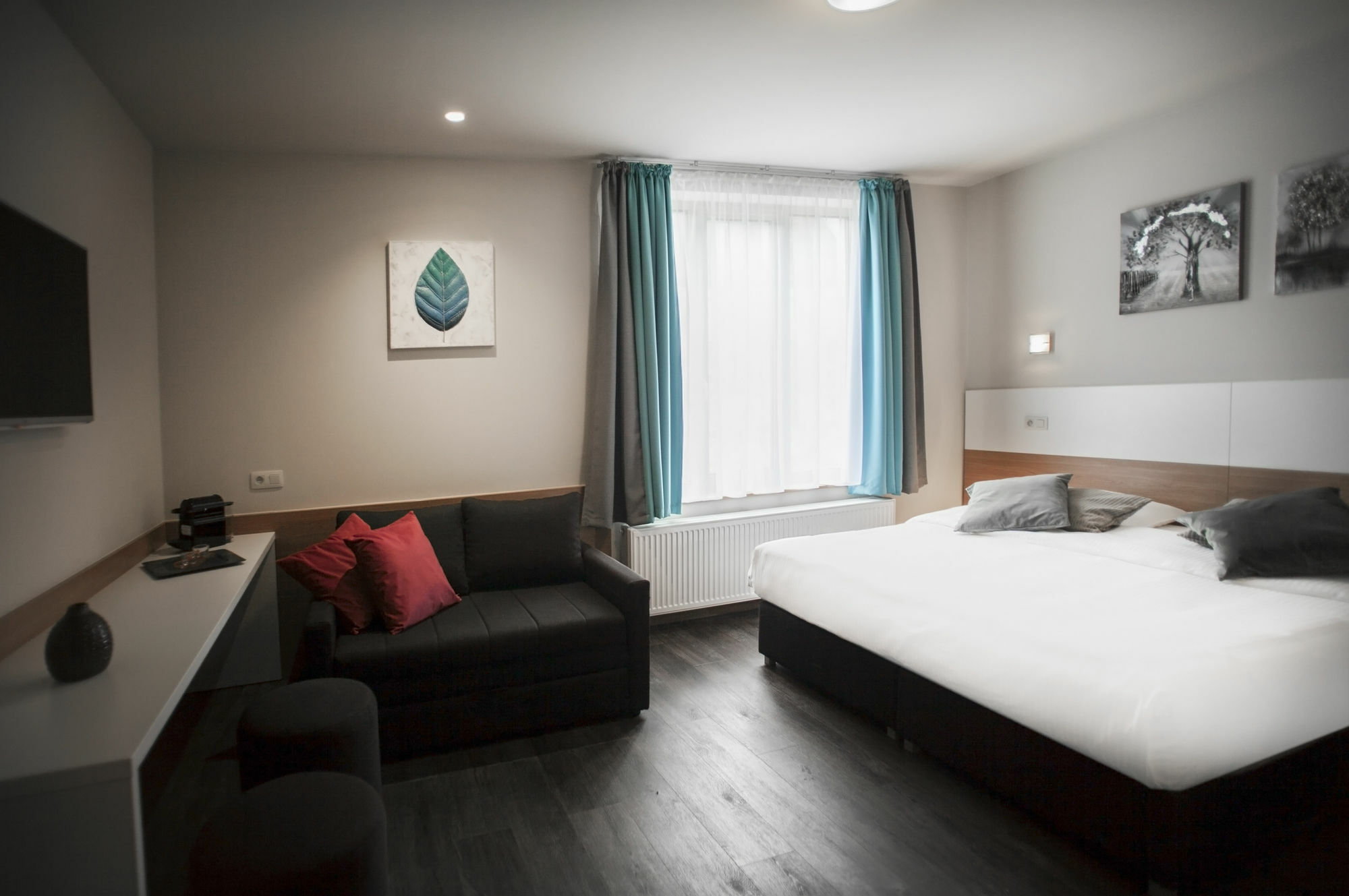 Antwerp Inn Hotel Ngoại thất bức ảnh