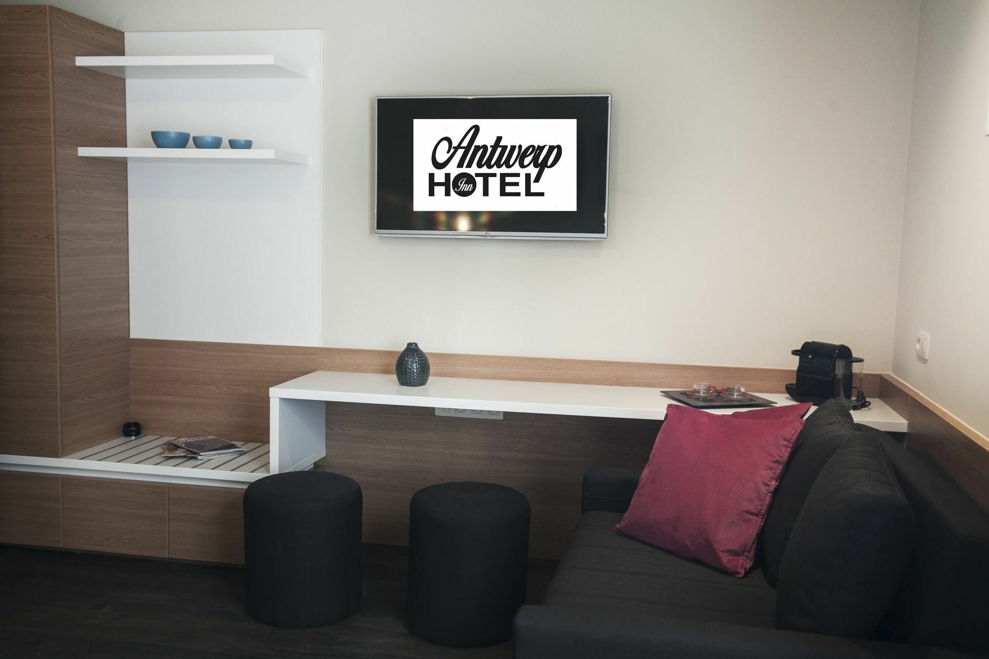 Antwerp Inn Hotel Ngoại thất bức ảnh