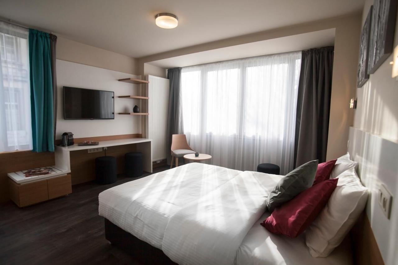 Antwerp Inn Hotel Ngoại thất bức ảnh