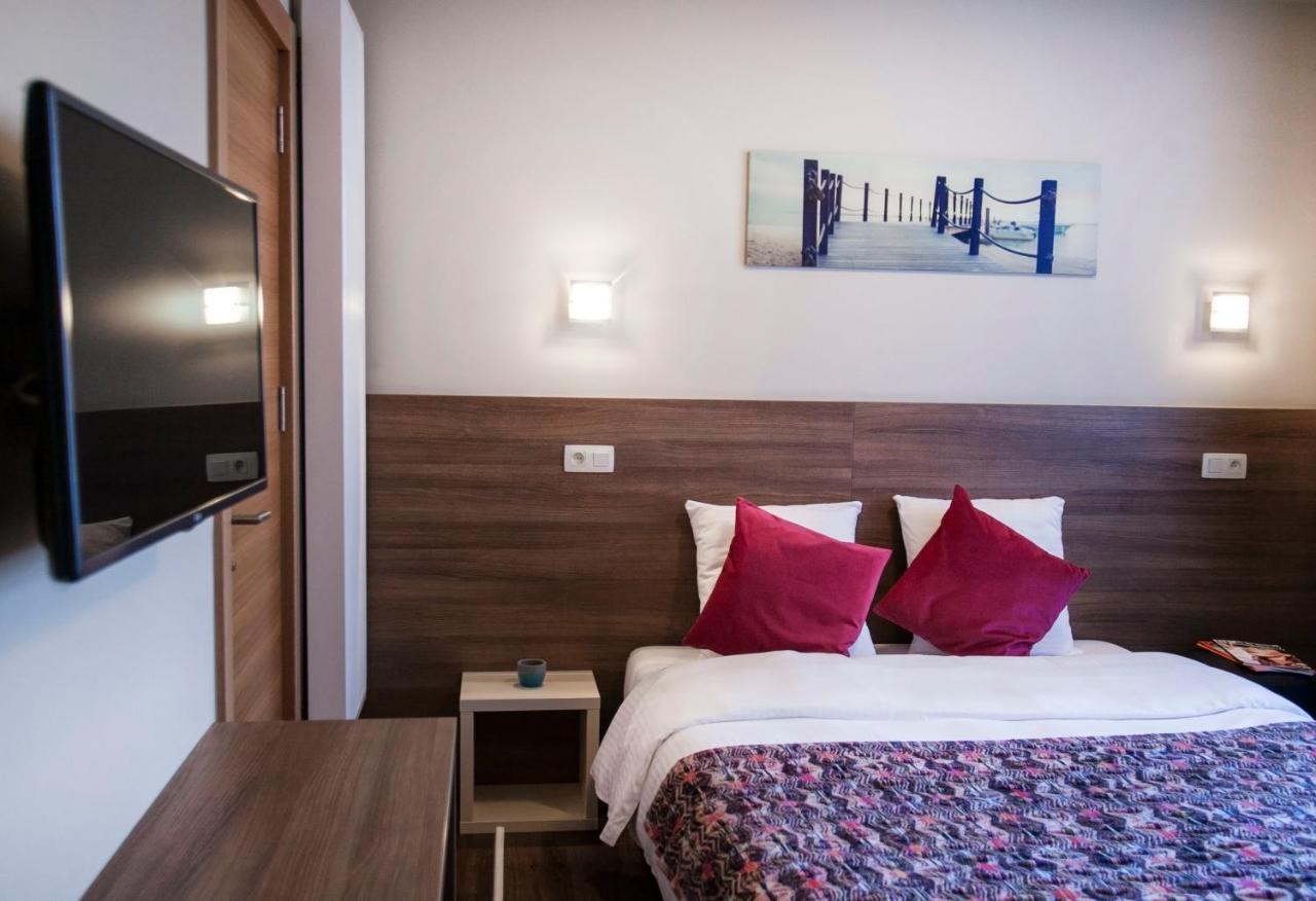 Antwerp Inn Hotel Ngoại thất bức ảnh